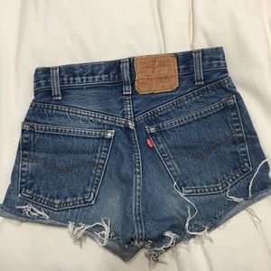 Vintage Levi’s 501 high rise shorts